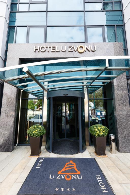 U Zvonu Hotel เปิลเซน ภายนอก รูปภาพ